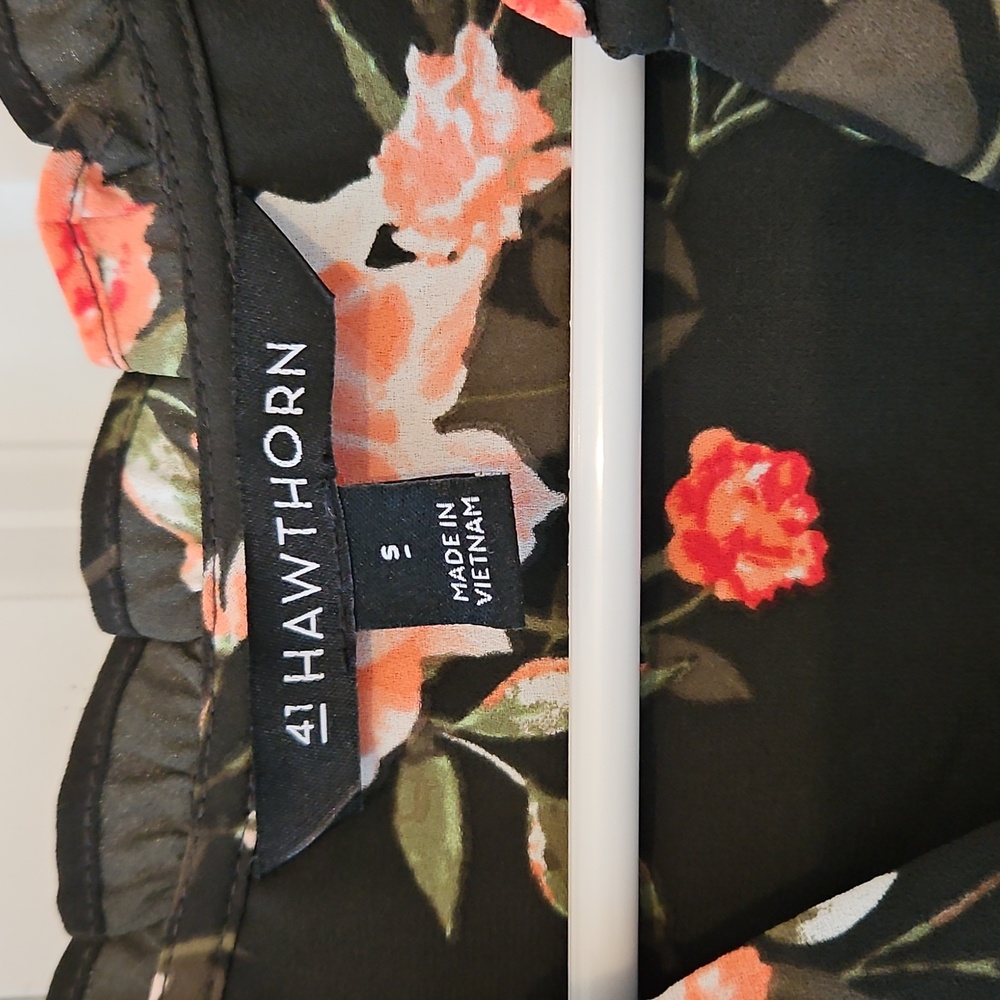 41 Hawthorn Blouse - Picture 2 of 5